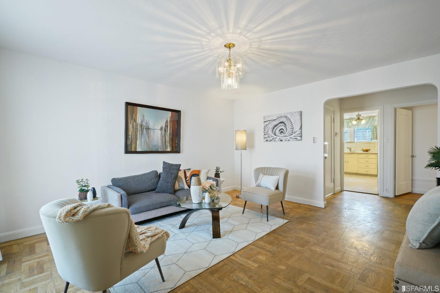 1215 Jamestown Avenue