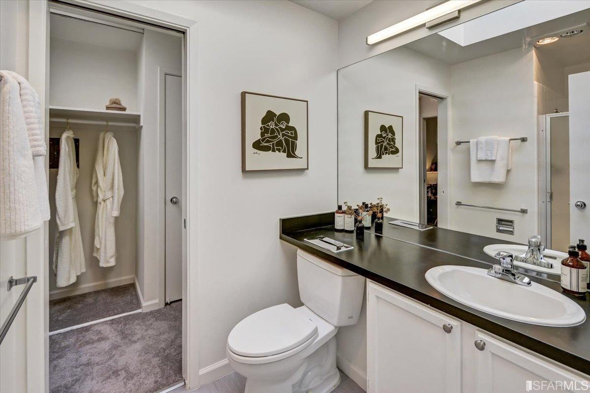 454 Lombard Street # 9