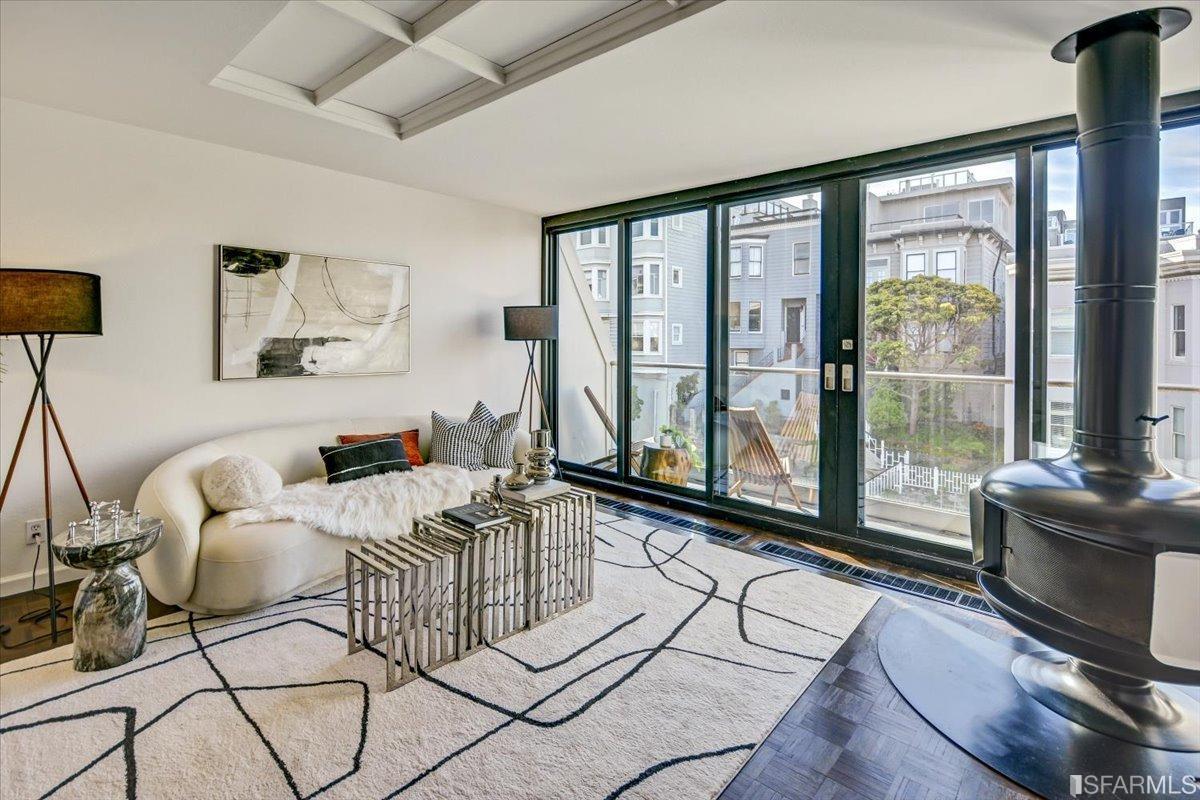 454 Lombard Street # 9