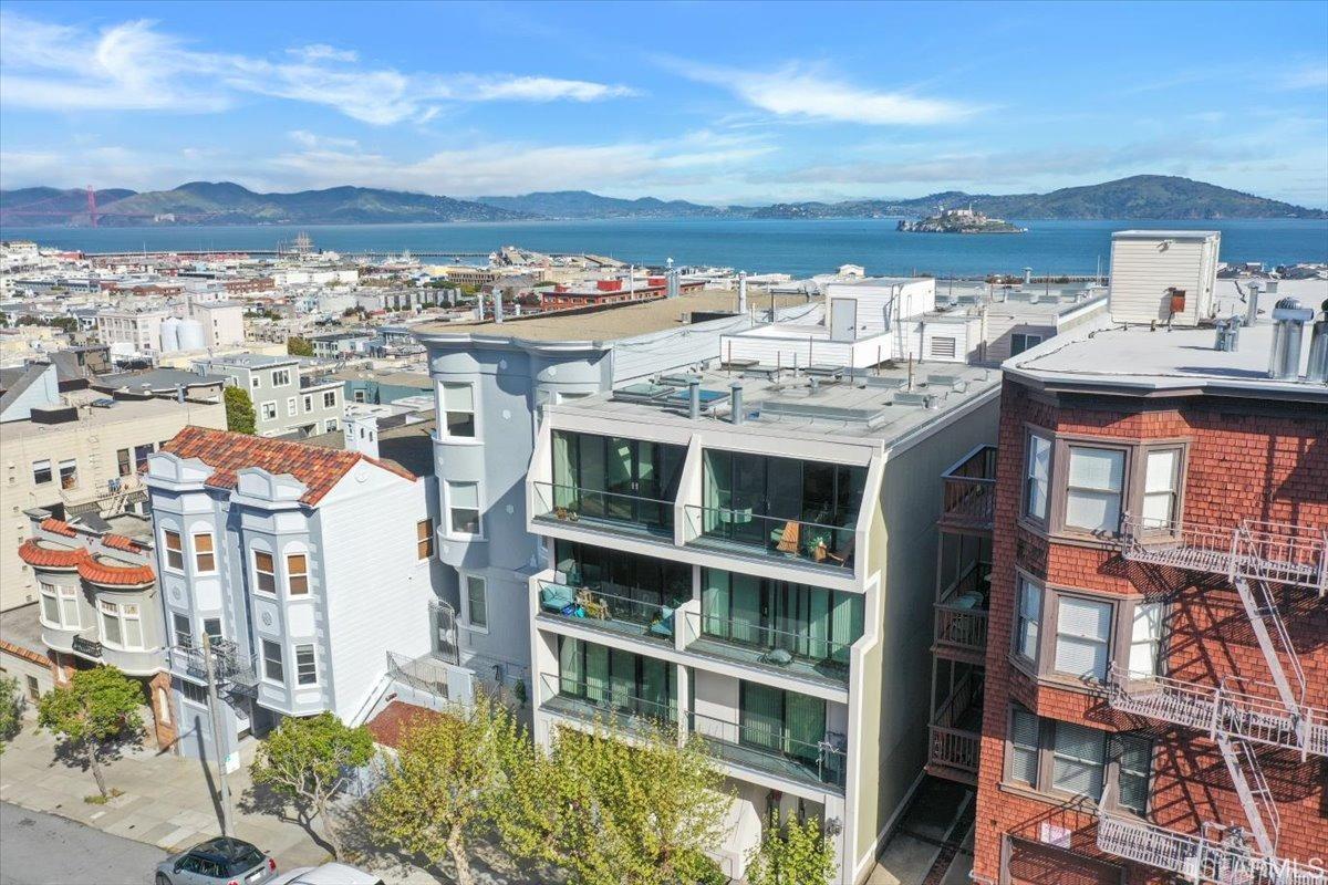 454 Lombard Street # 9