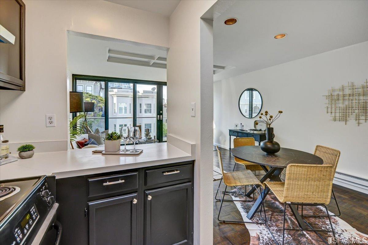 454 Lombard Street # 9