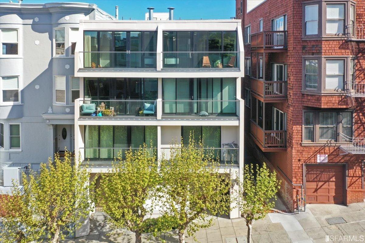 454 Lombard Street # 9