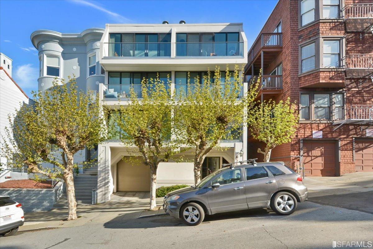 454 Lombard Street # 9