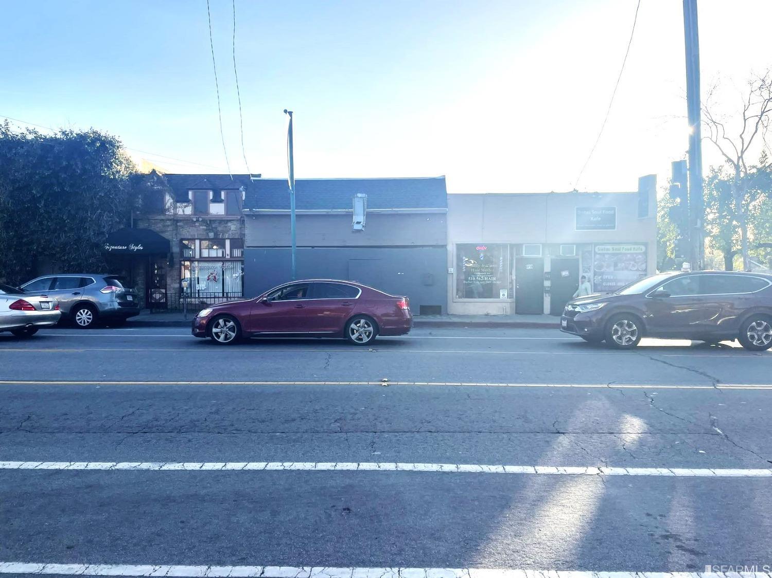 577 Bancroft Street