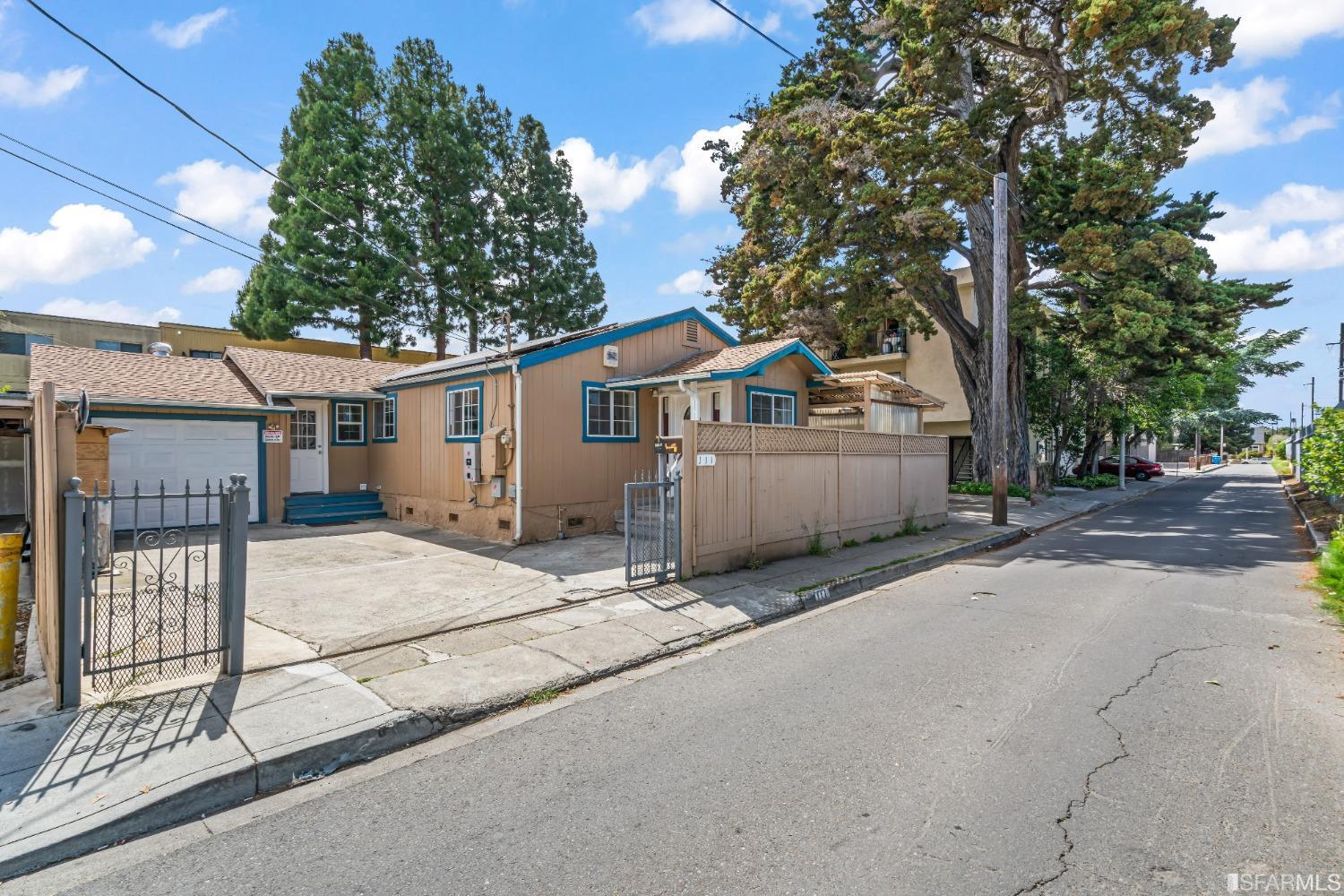 111 N Railroad Avenue