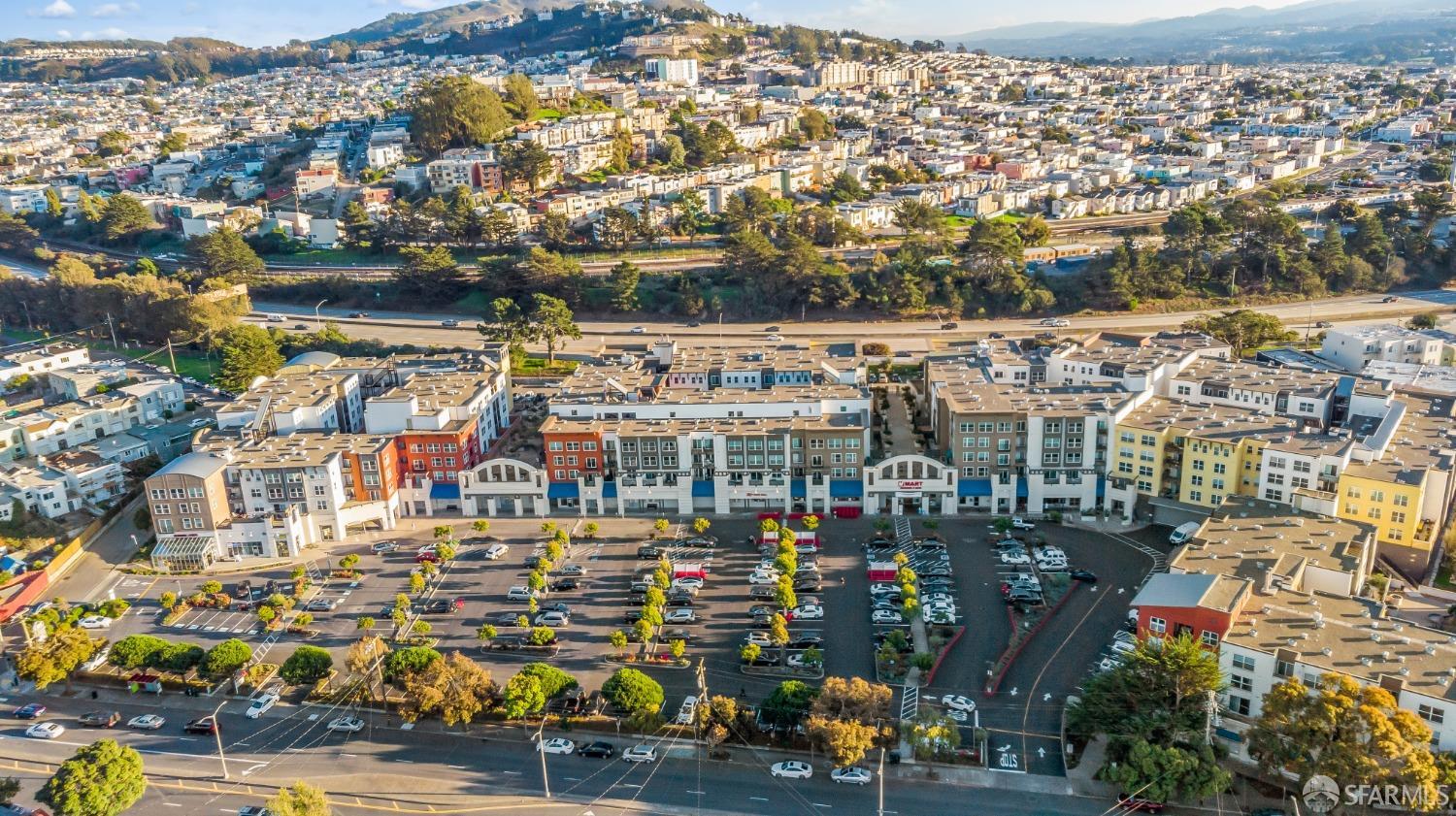 8100 Oceanview Terrace # 114