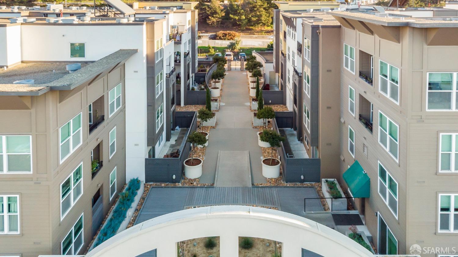 8100 Oceanview Terrace # 114