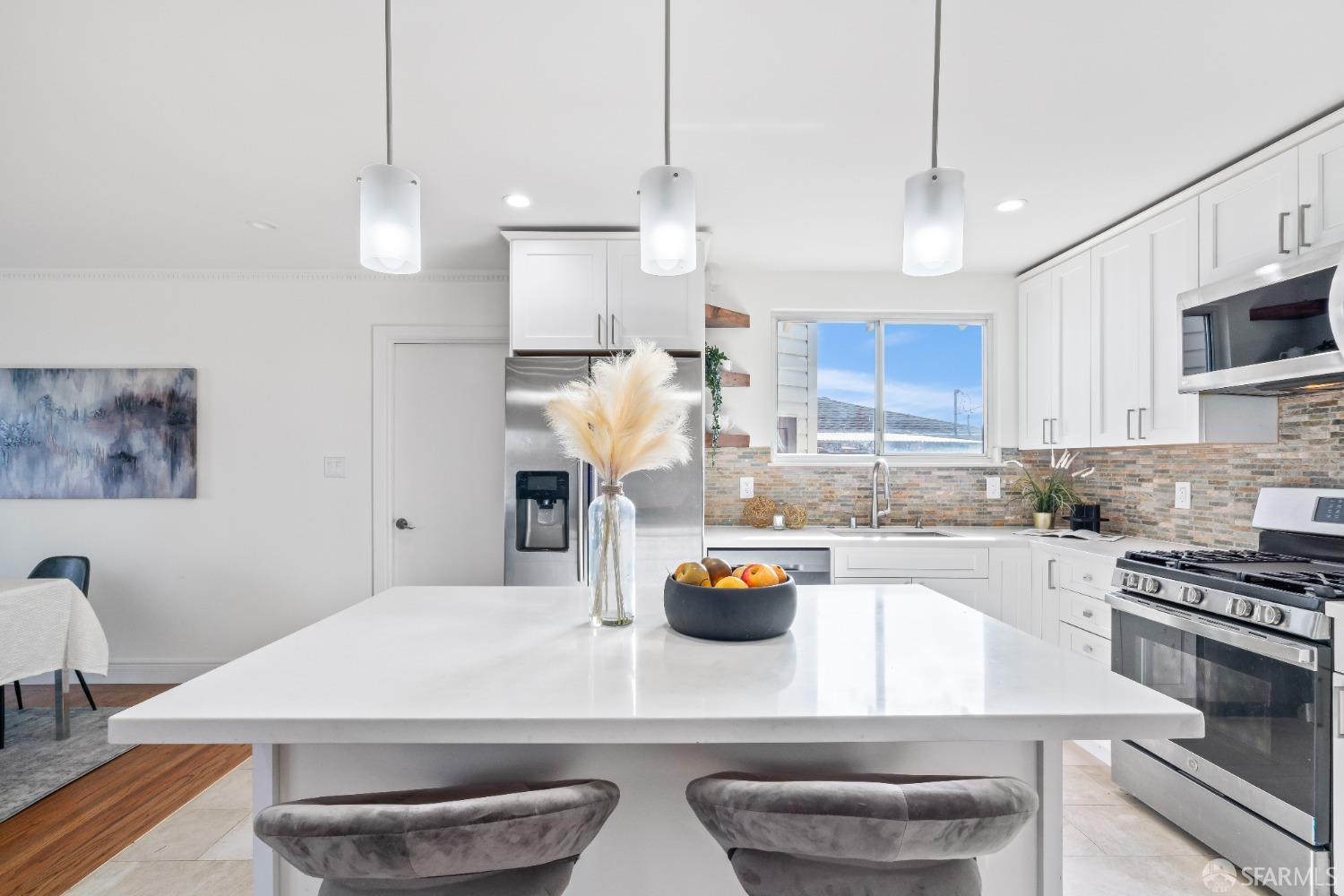 641 Del Monte Avenue