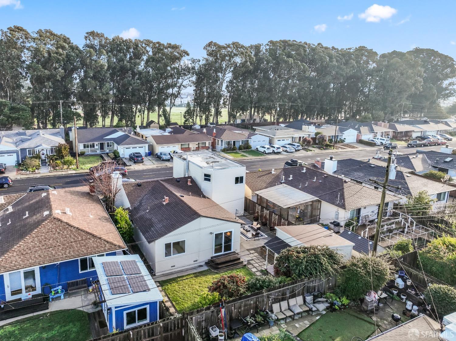 641 Del Monte Avenue