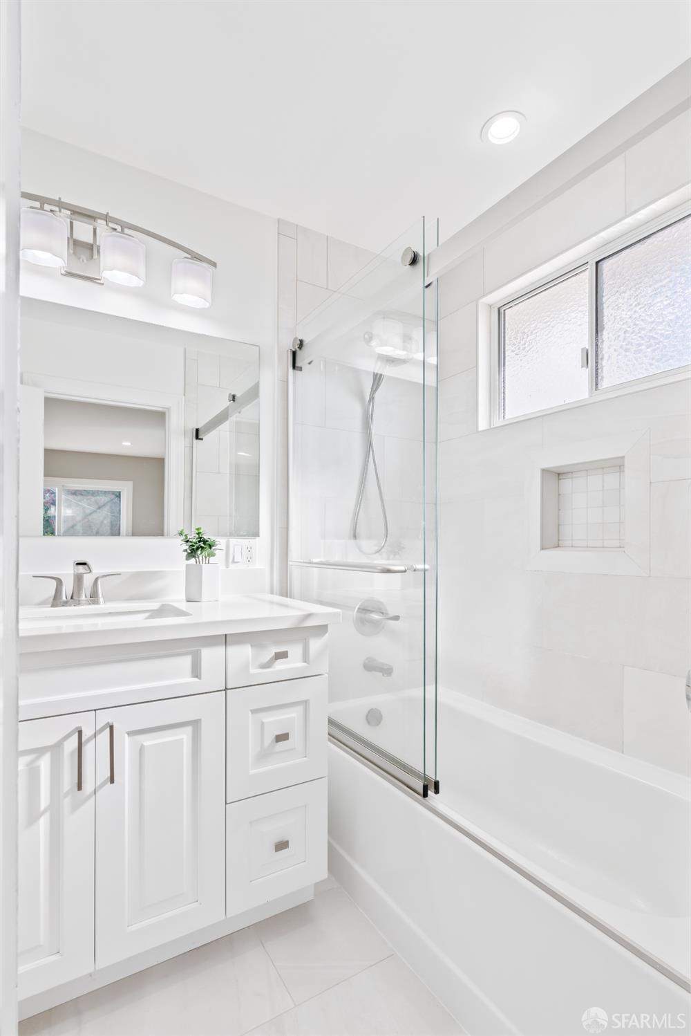 641 Del Monte Avenue