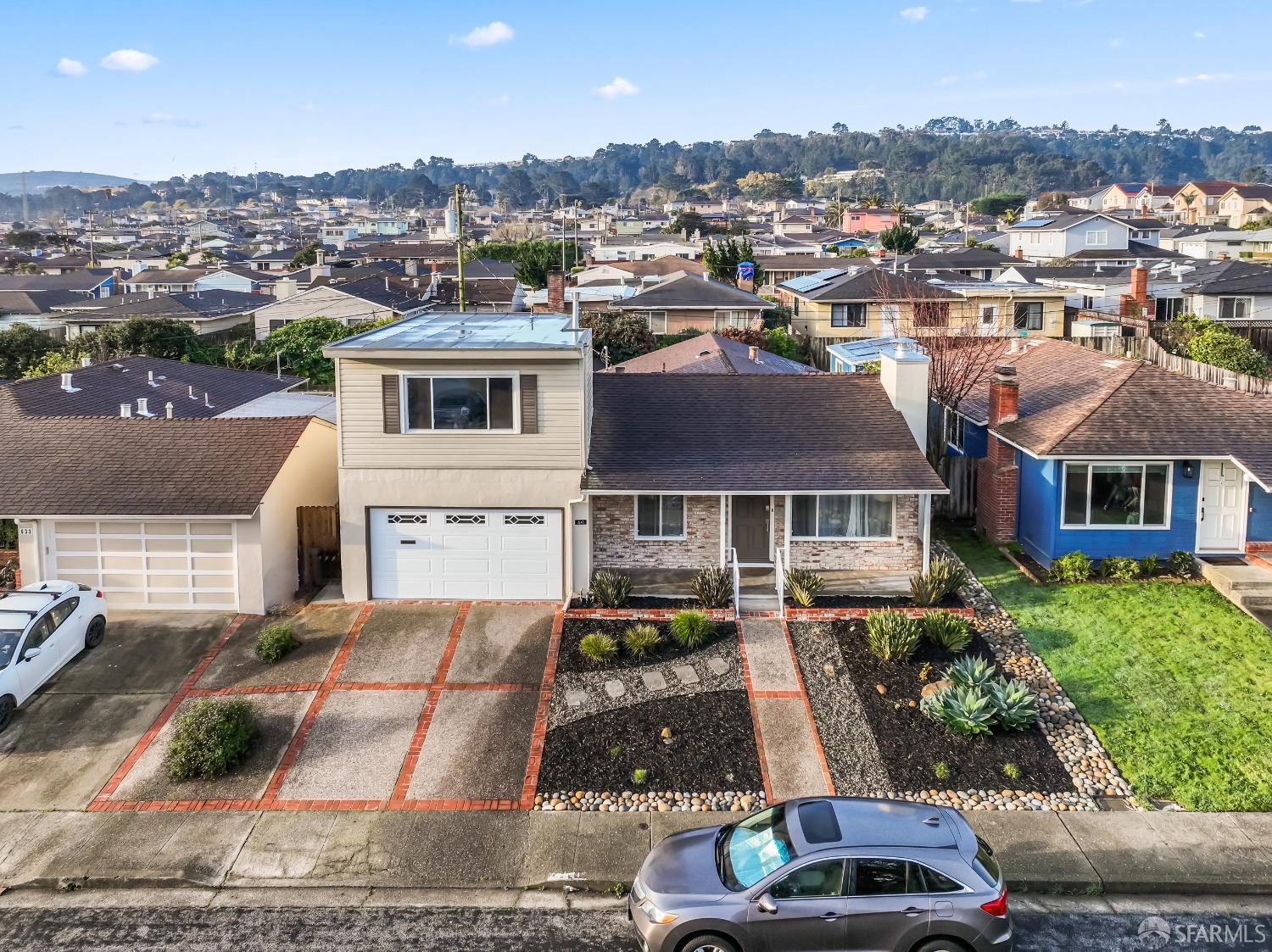 641 Del Monte Avenue