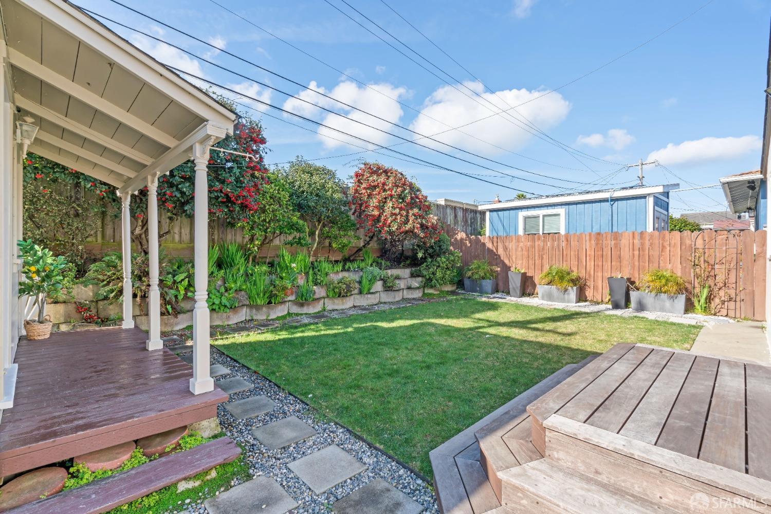 641 Del Monte Avenue