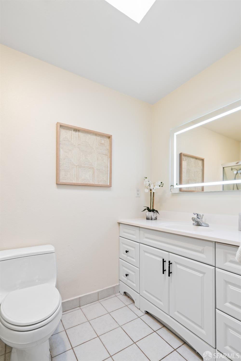 5175 Diamond Heights Boulevard # 209