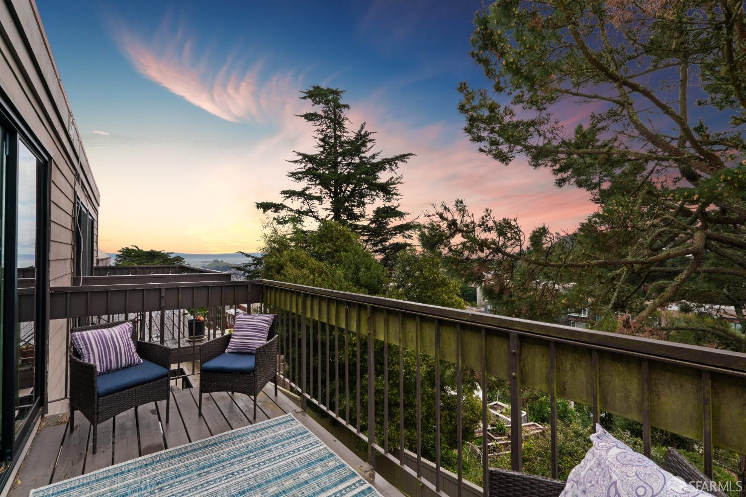 5175 Diamond Heights Boulevard # 209