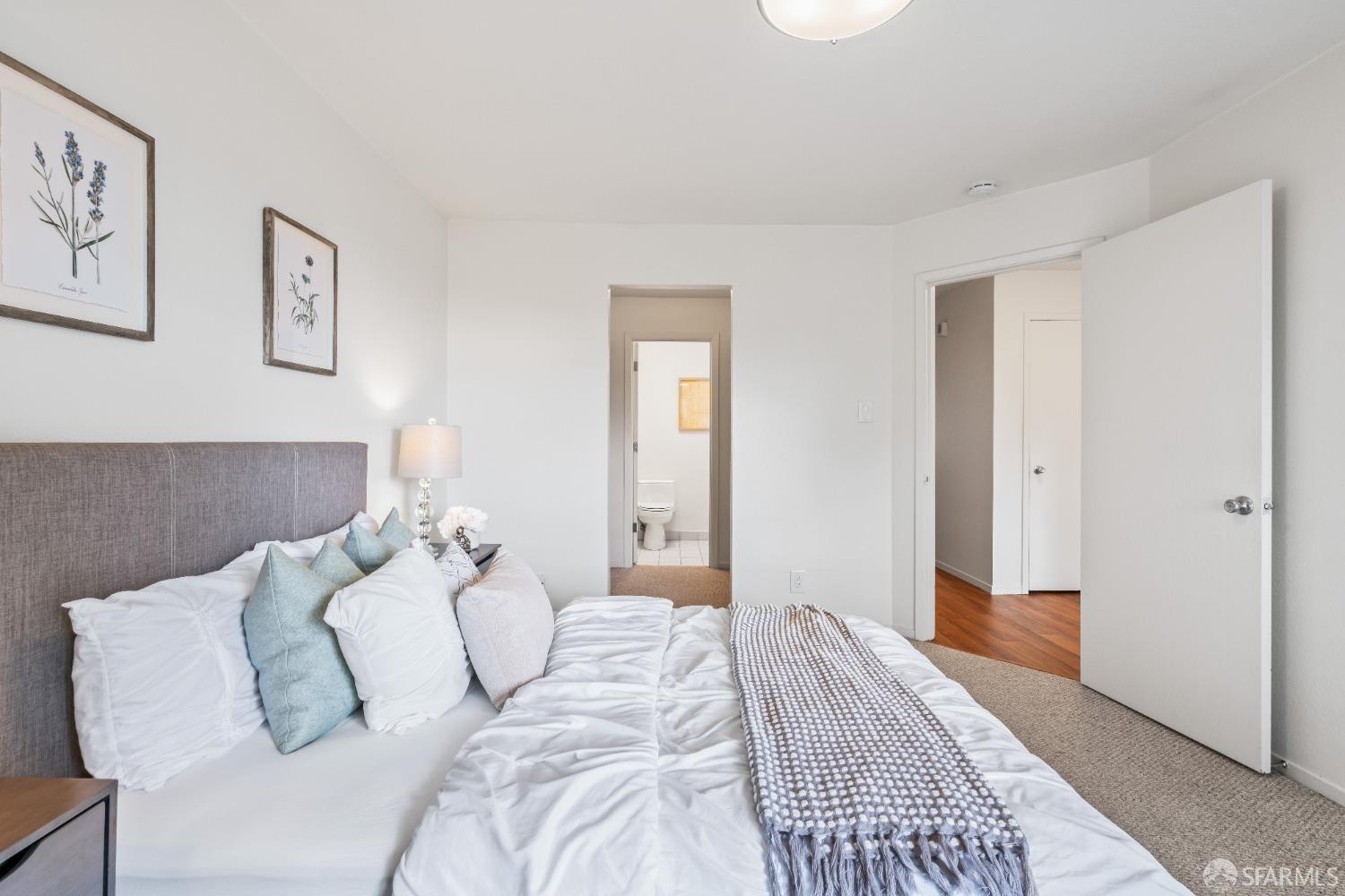 5175 Diamond Heights Boulevard # 209