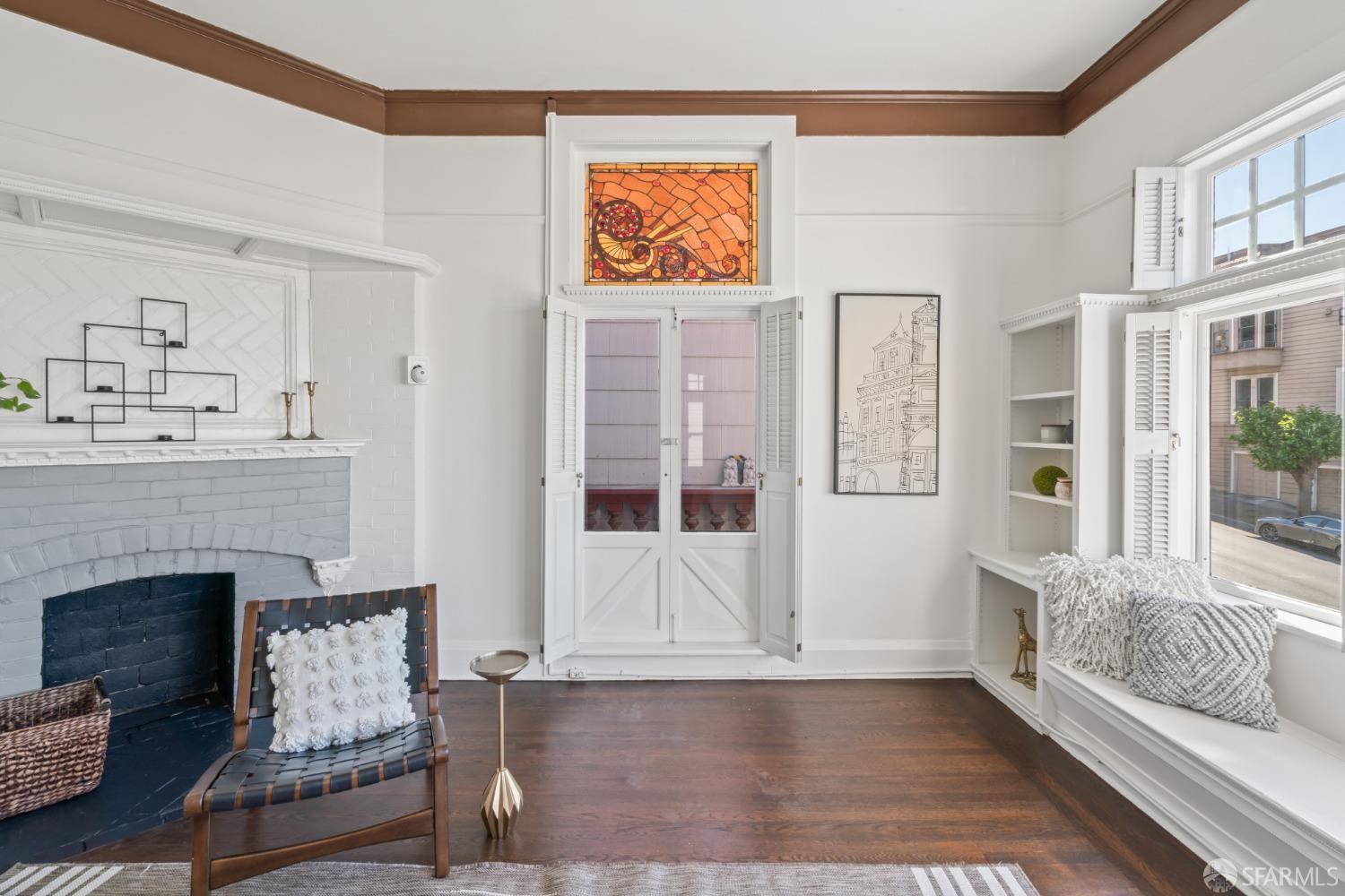 2332 California Street