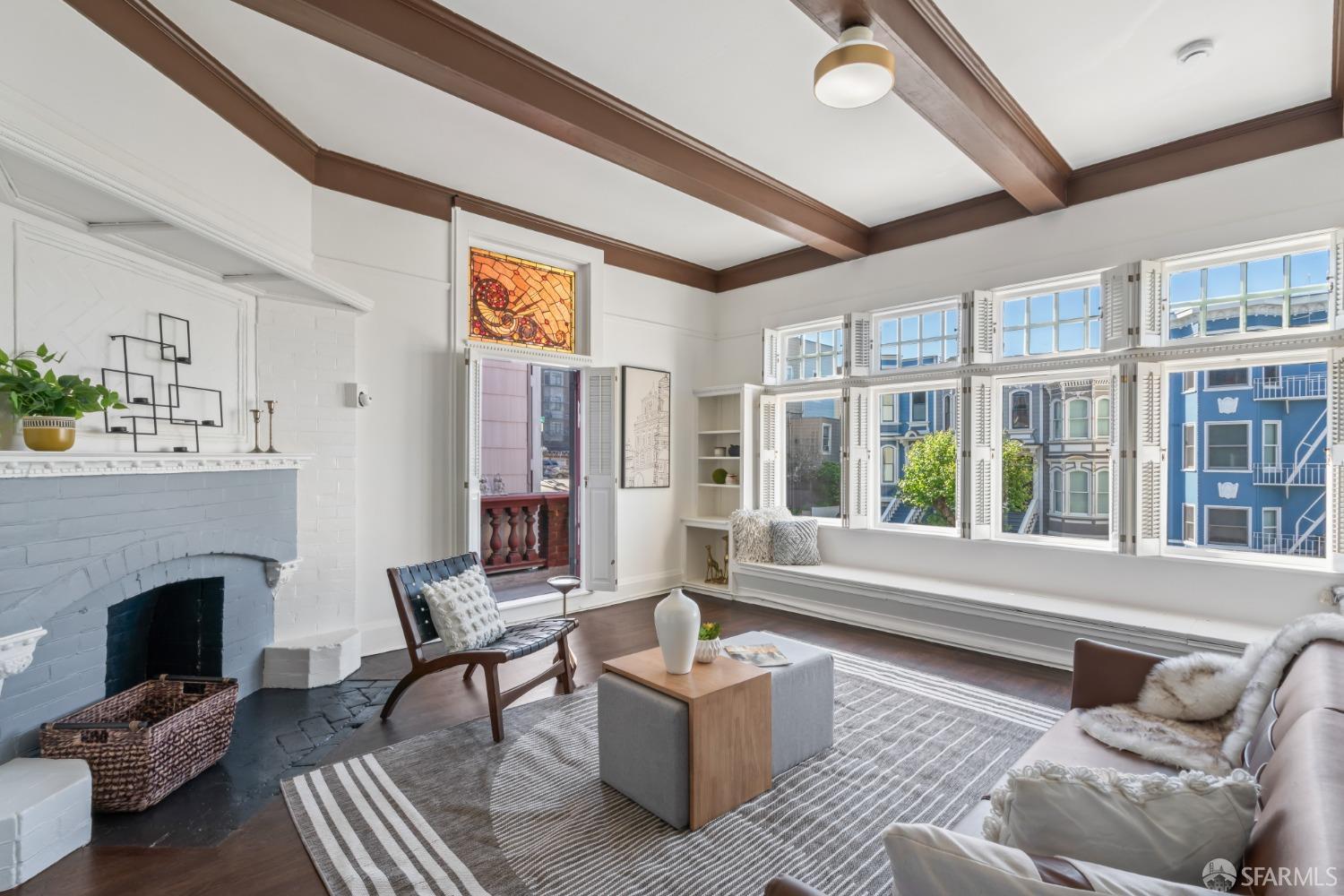 2332 California Street