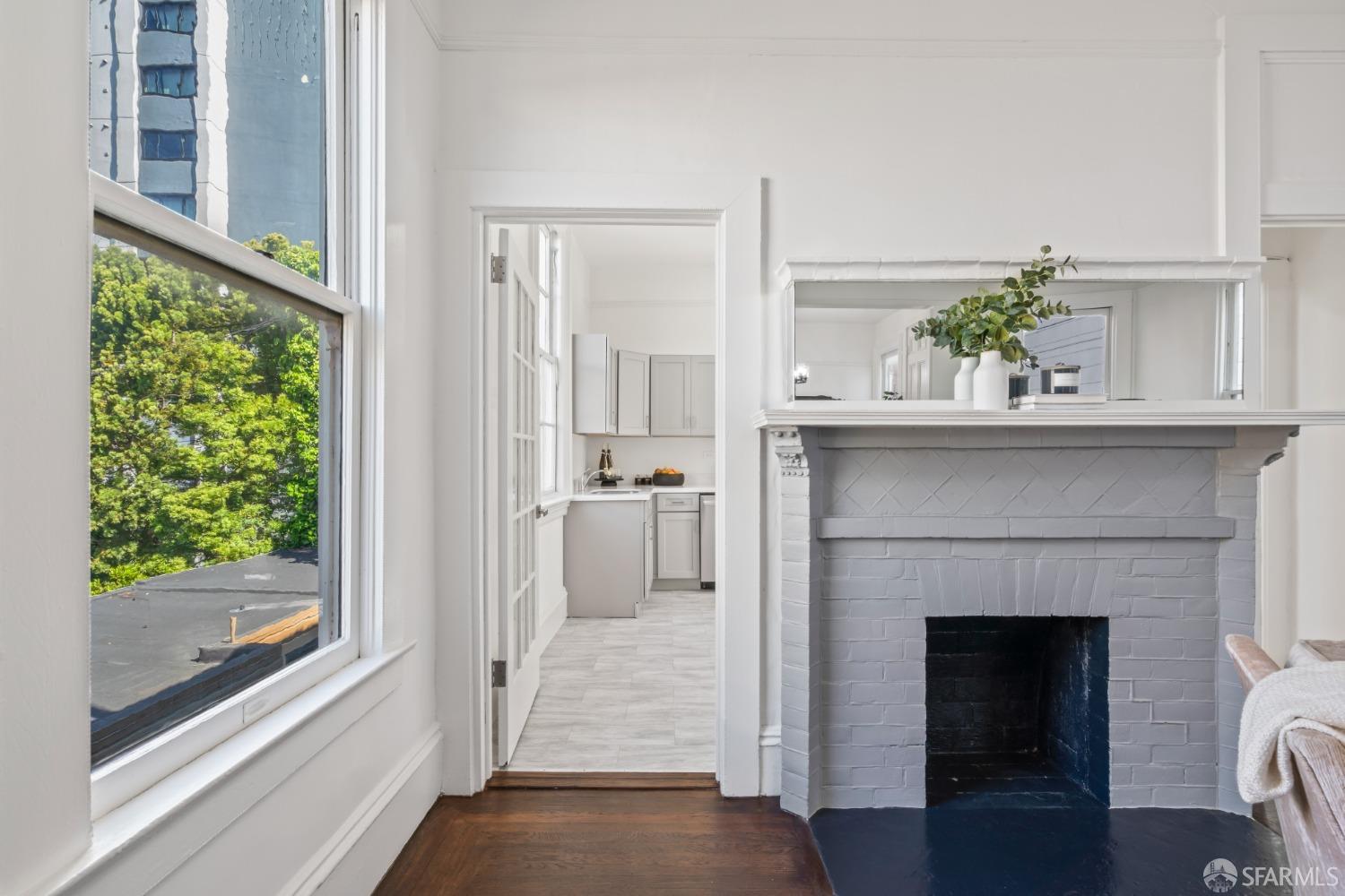 2332 California Street