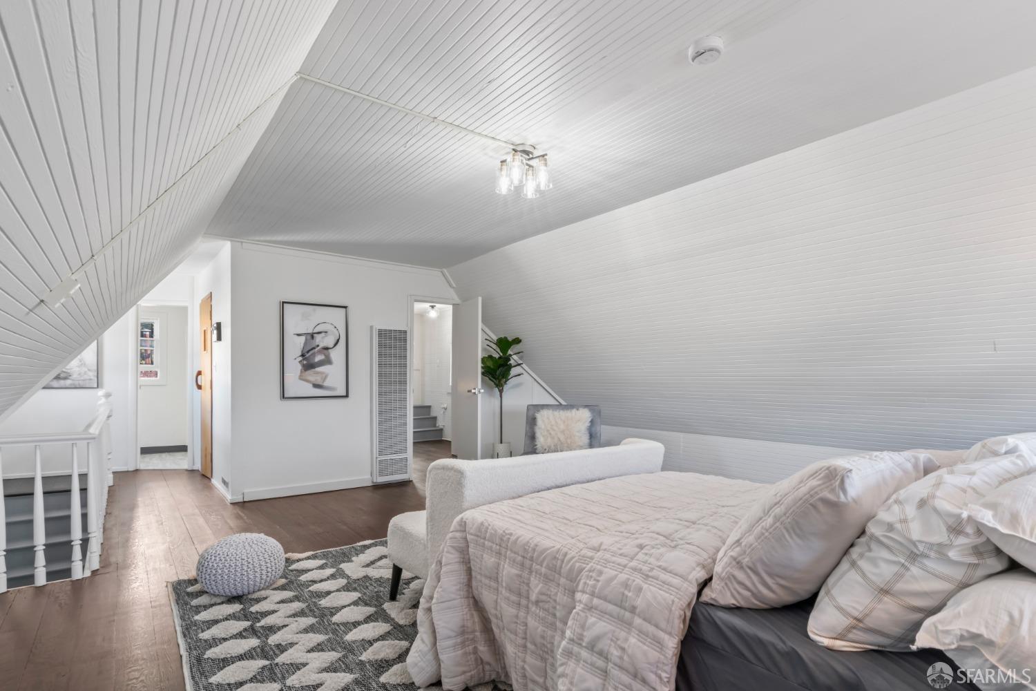 2332 California Street