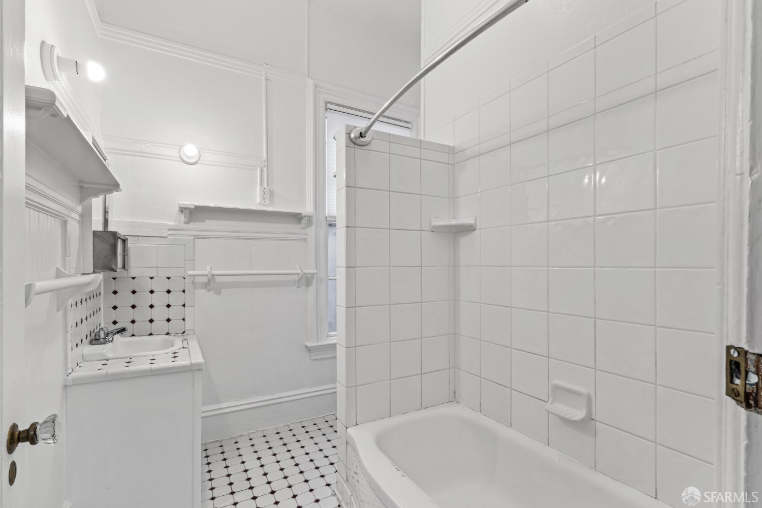 2332 California Street