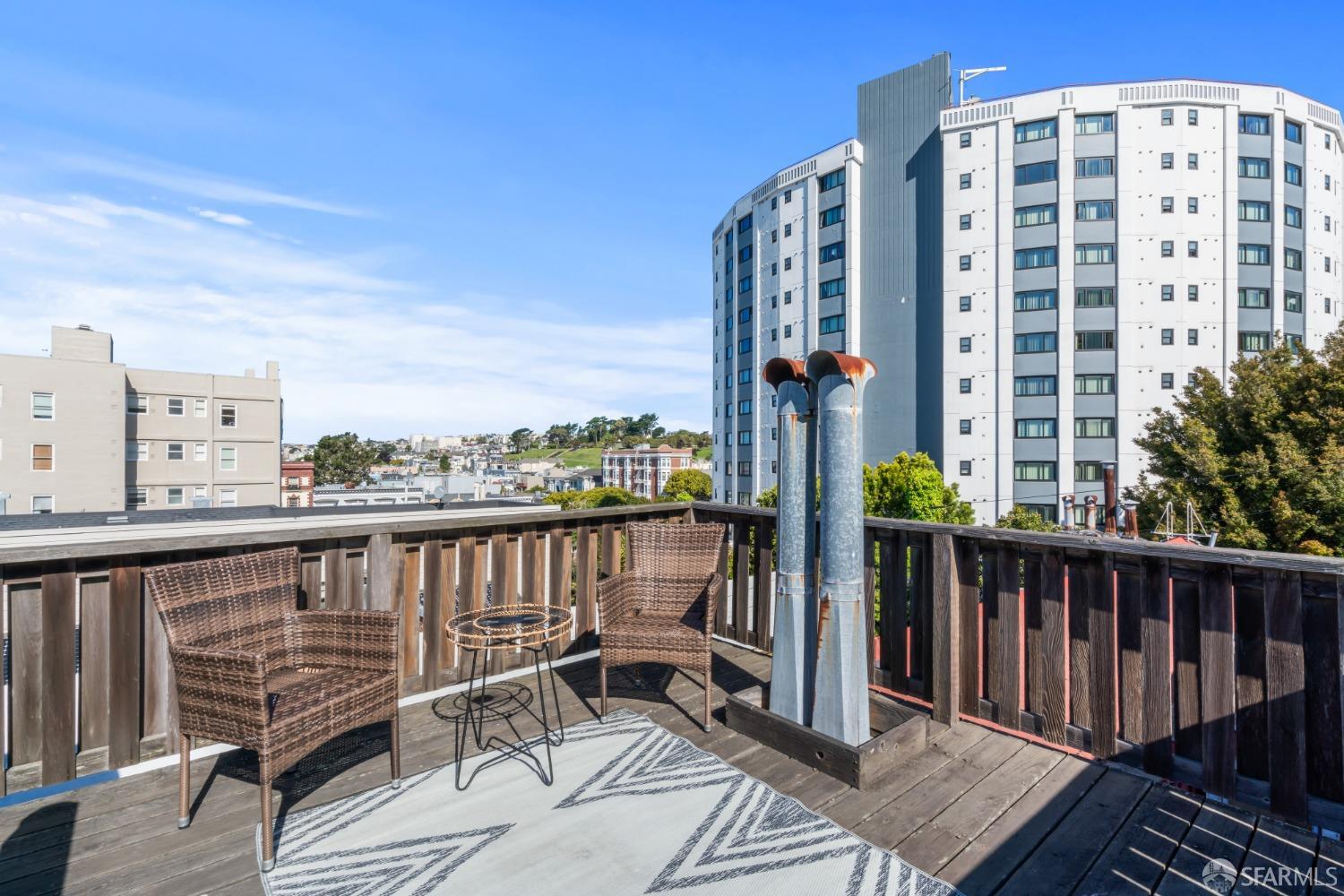 2332 California Street