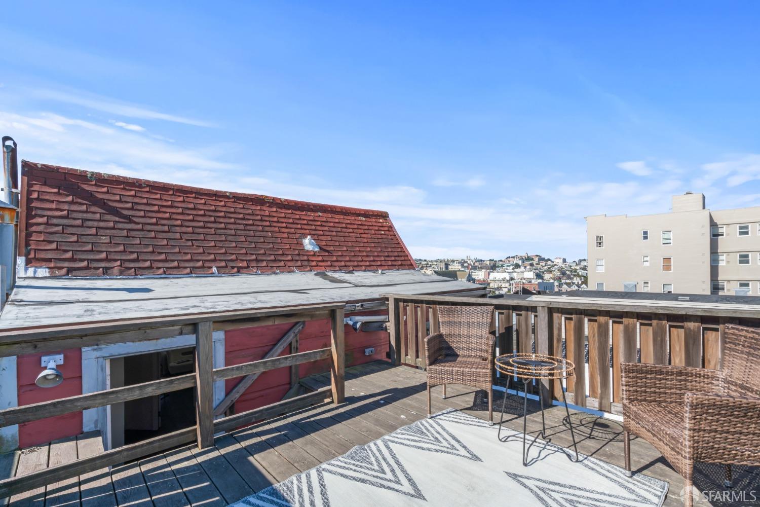 2332 California Street