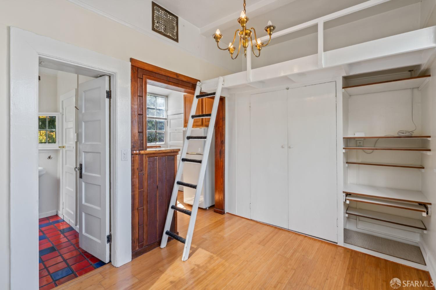 2332 California Street