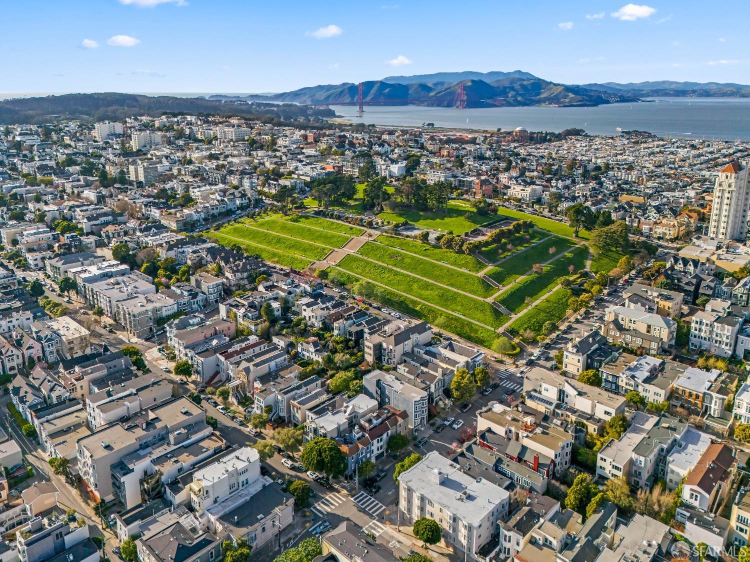 2332 California Street