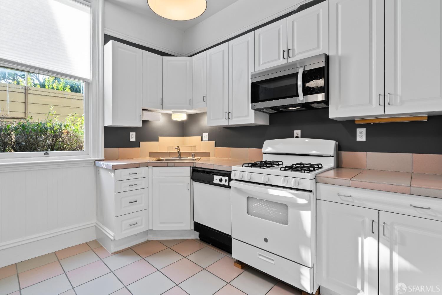 2332 California Street