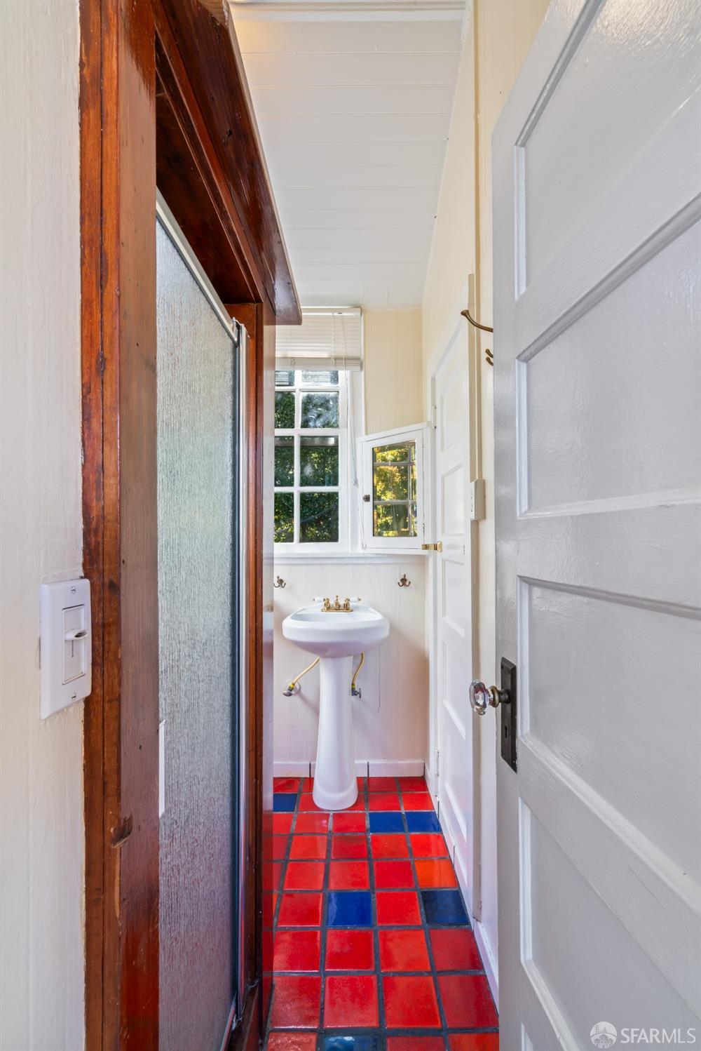 2332 California Street