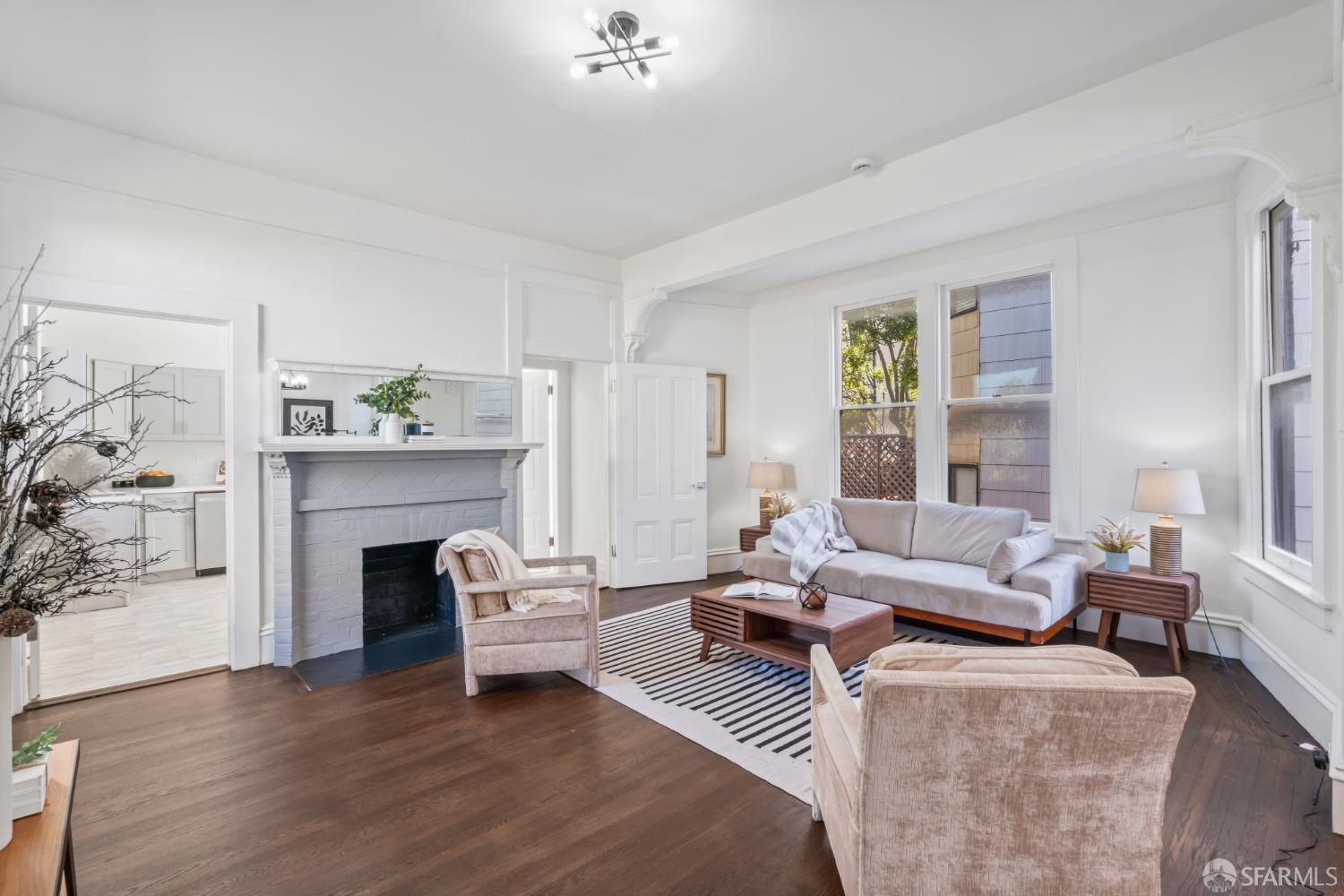 2332 California Street