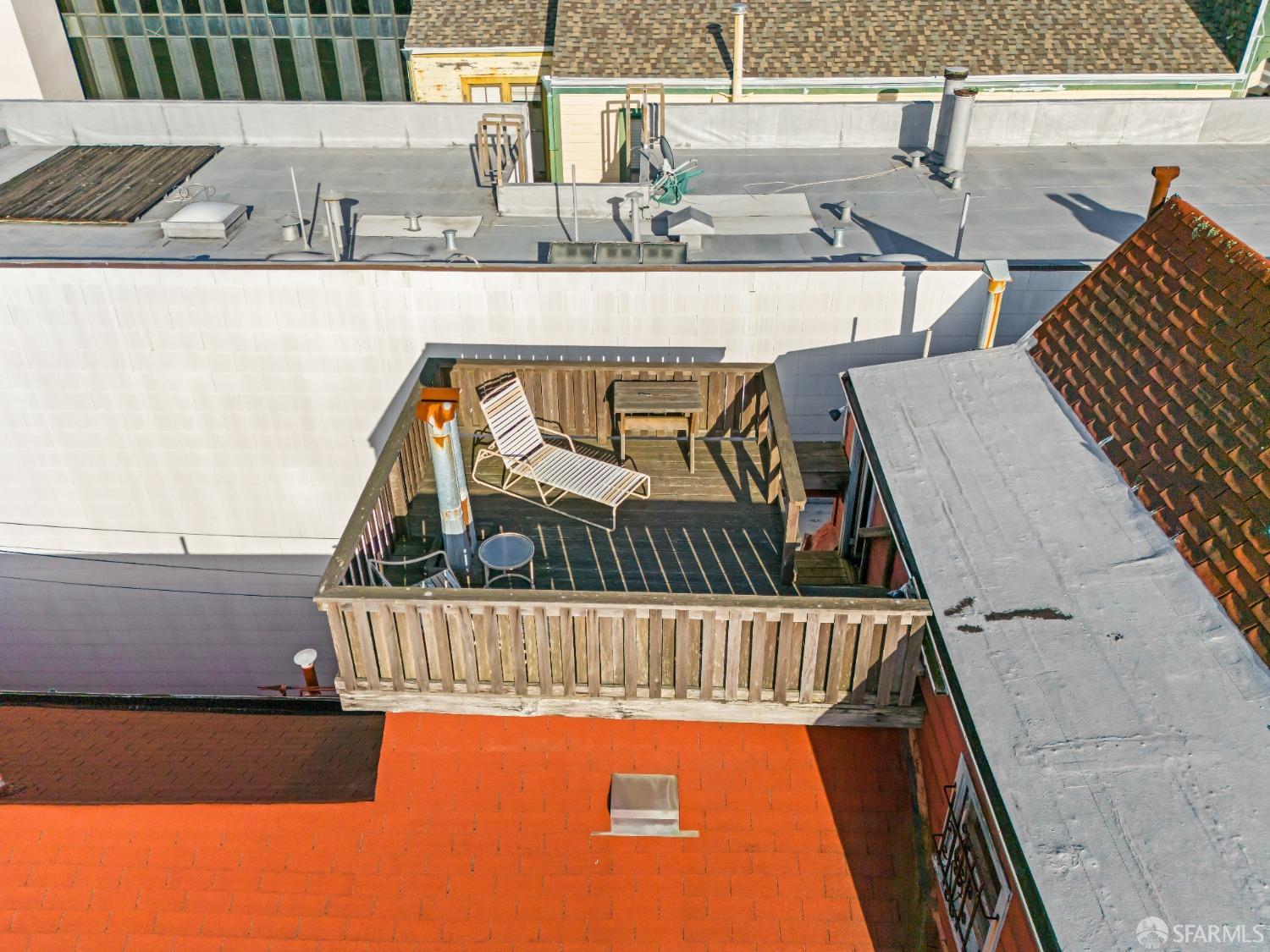 2332 California Street