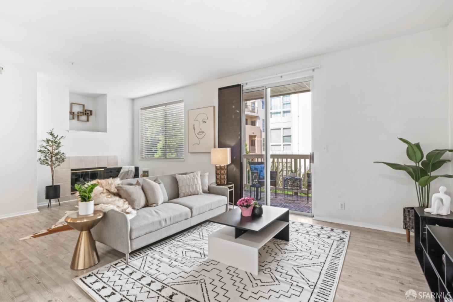 1400 El Camino Real Boulevard # 223