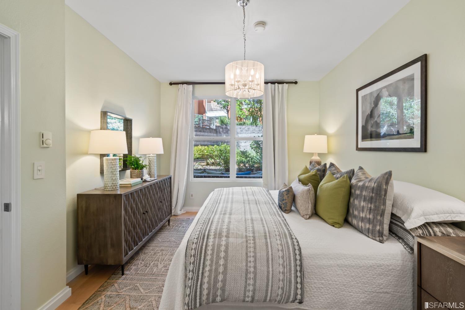 401 Crescent Court # 4101