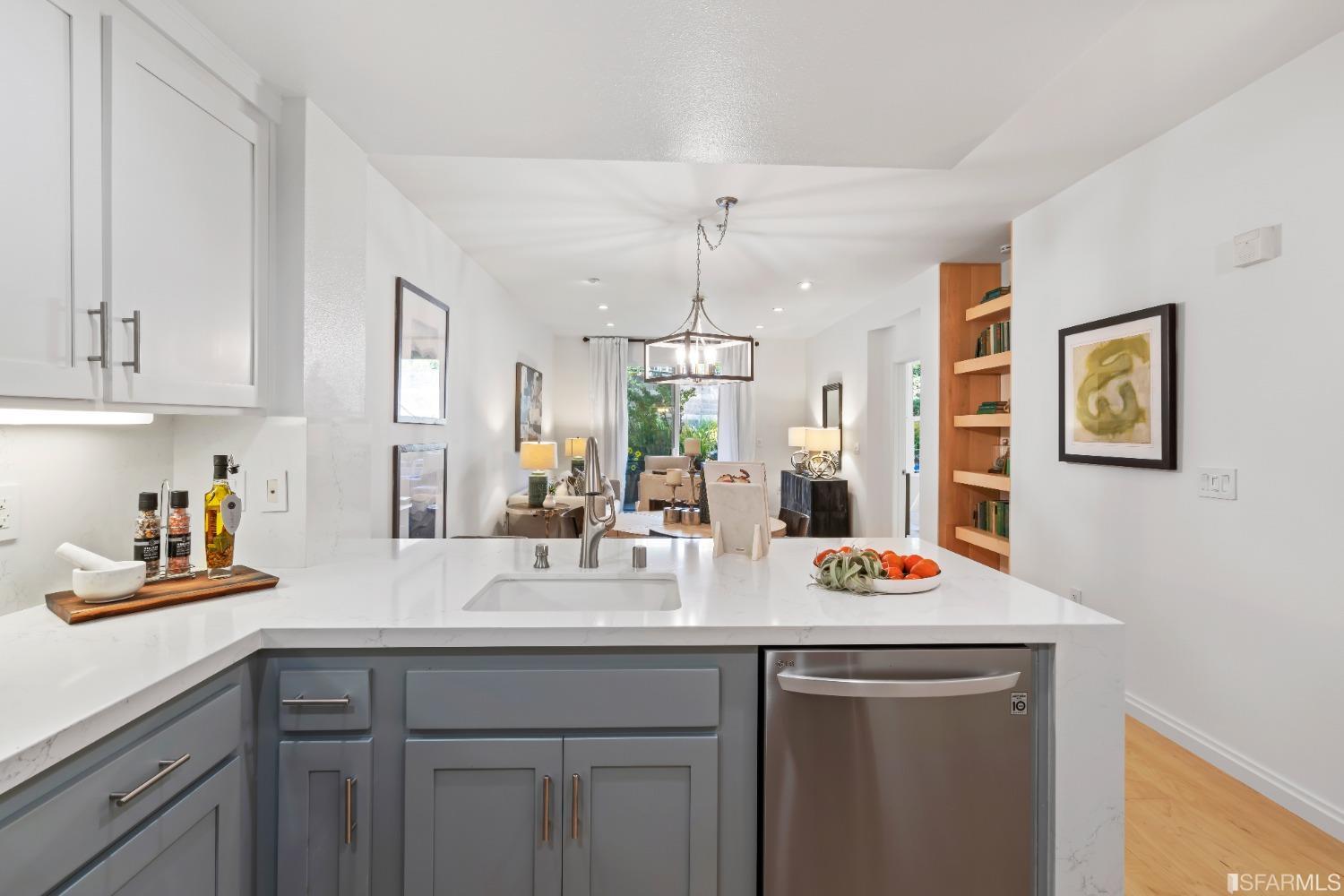 401 Crescent Court # 4101