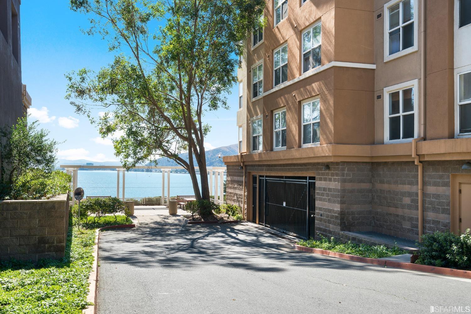 401 Crescent Court # 4101