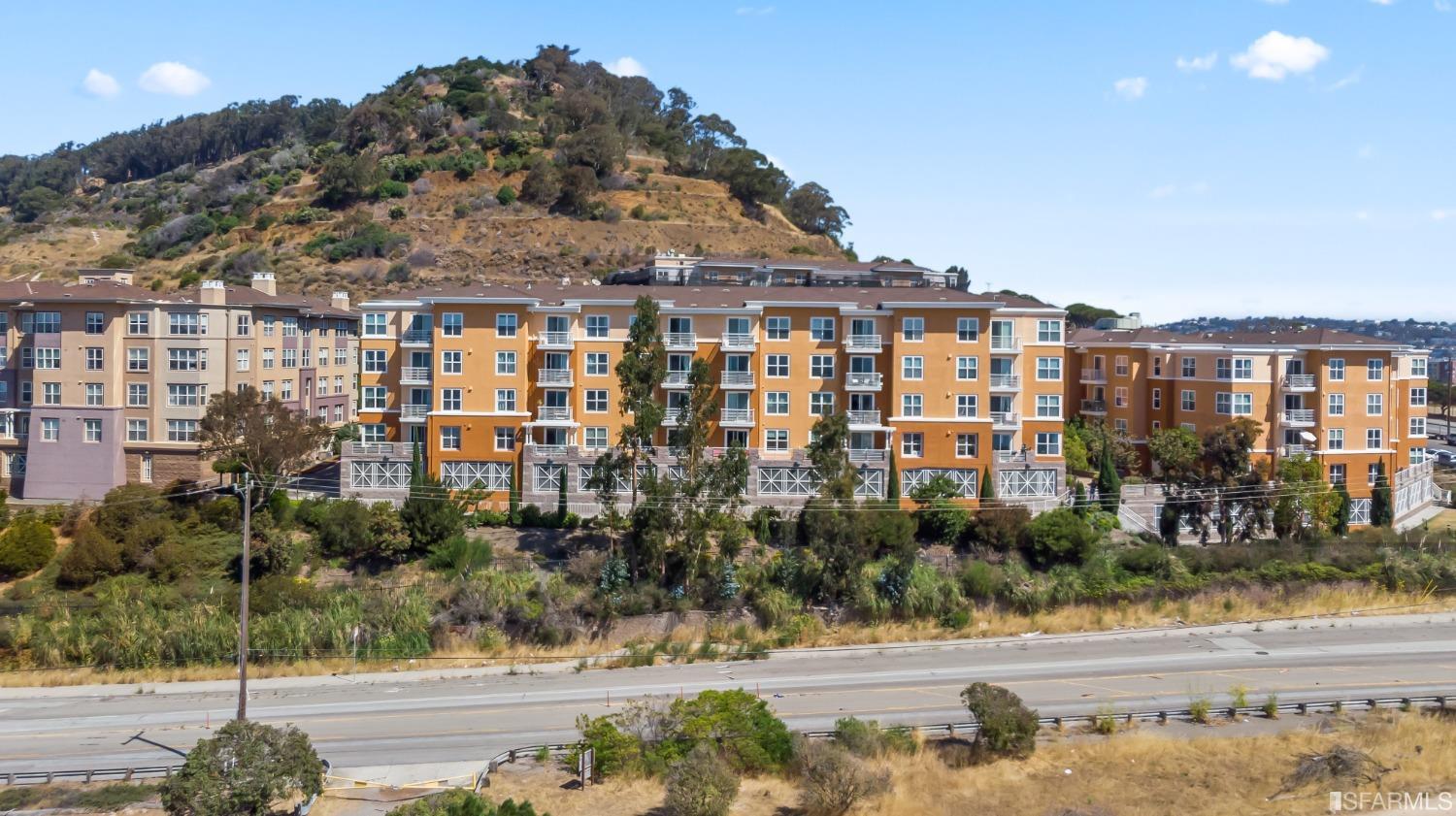 401 Crescent Court # 4101