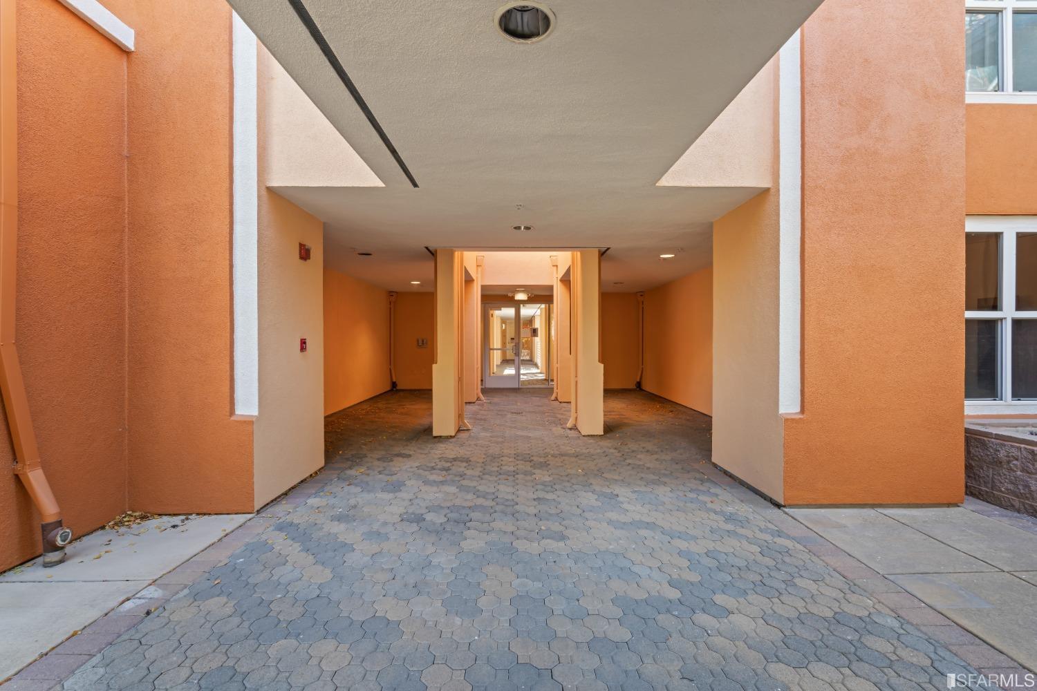 401 Crescent Court # 4101