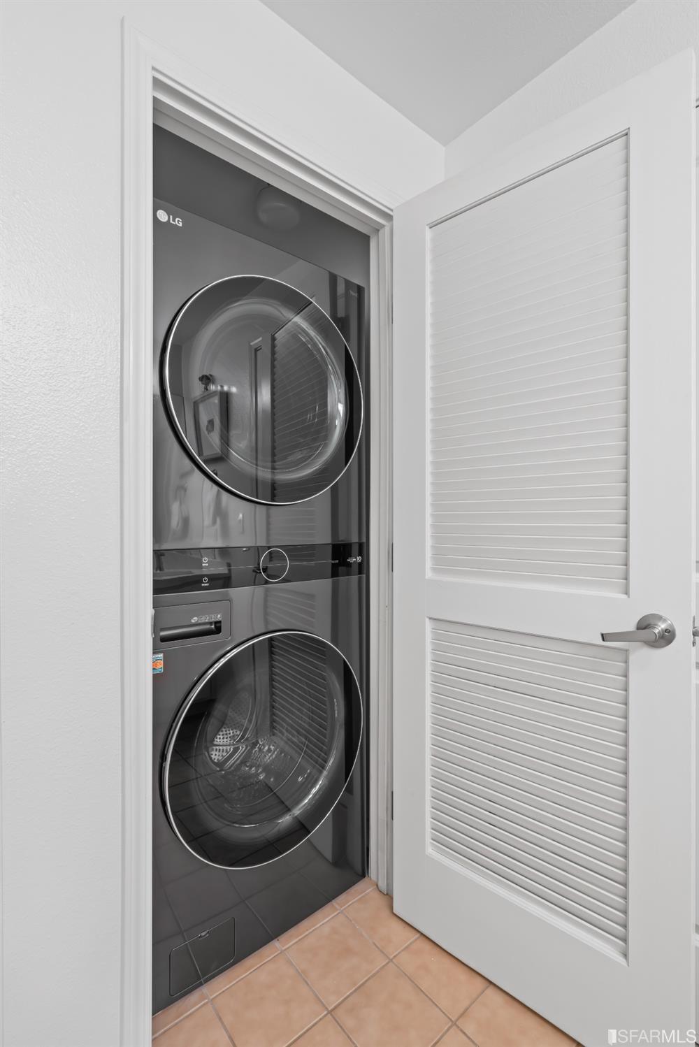 401 Crescent Court # 4101