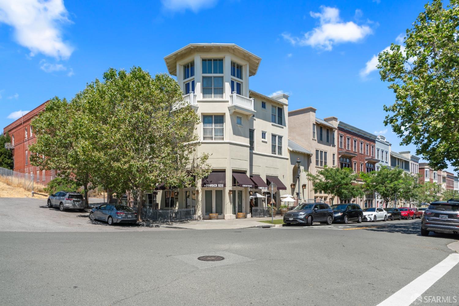 1870 John Muir Parkway