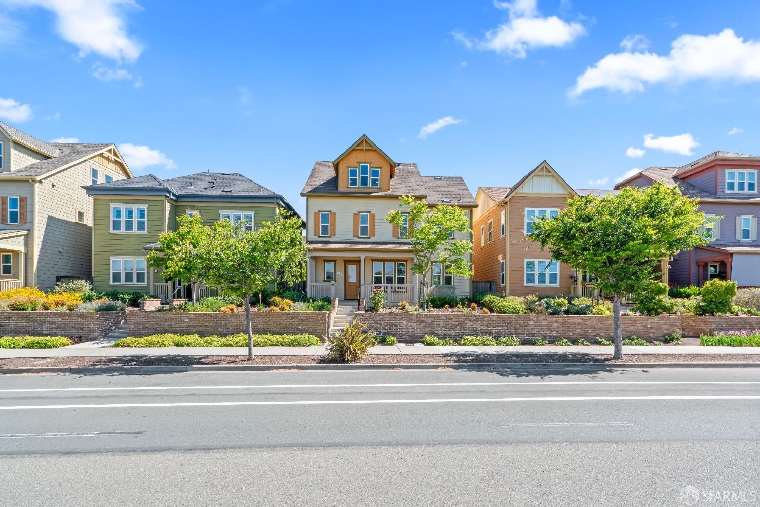 1870 John Muir Parkway