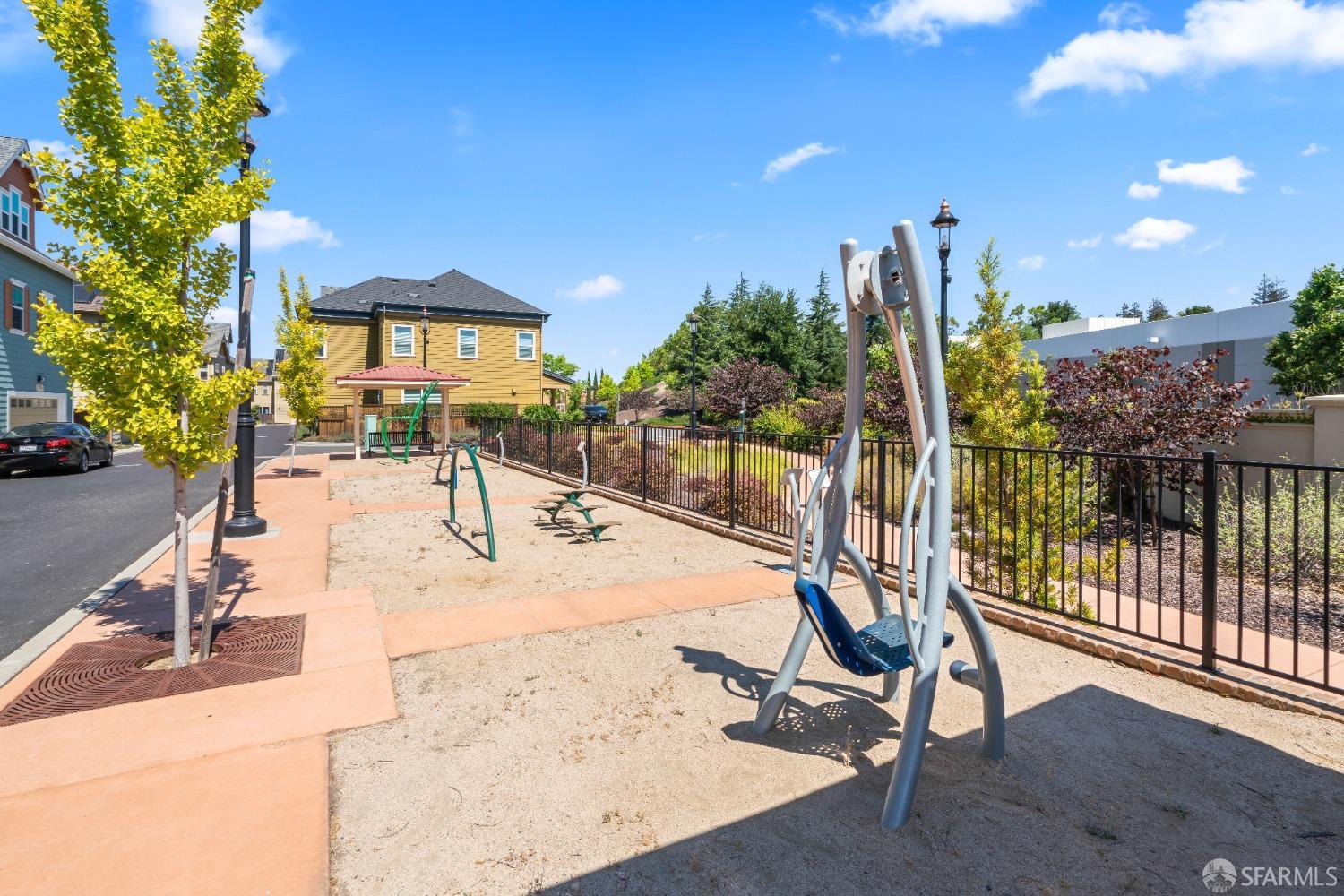 1870 John Muir Parkway