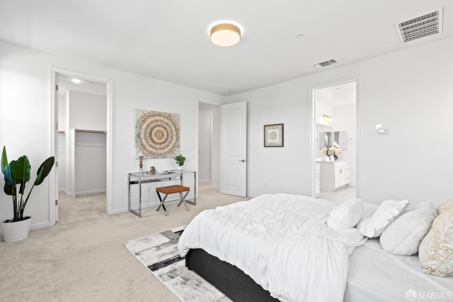 1870 John Muir Parkway