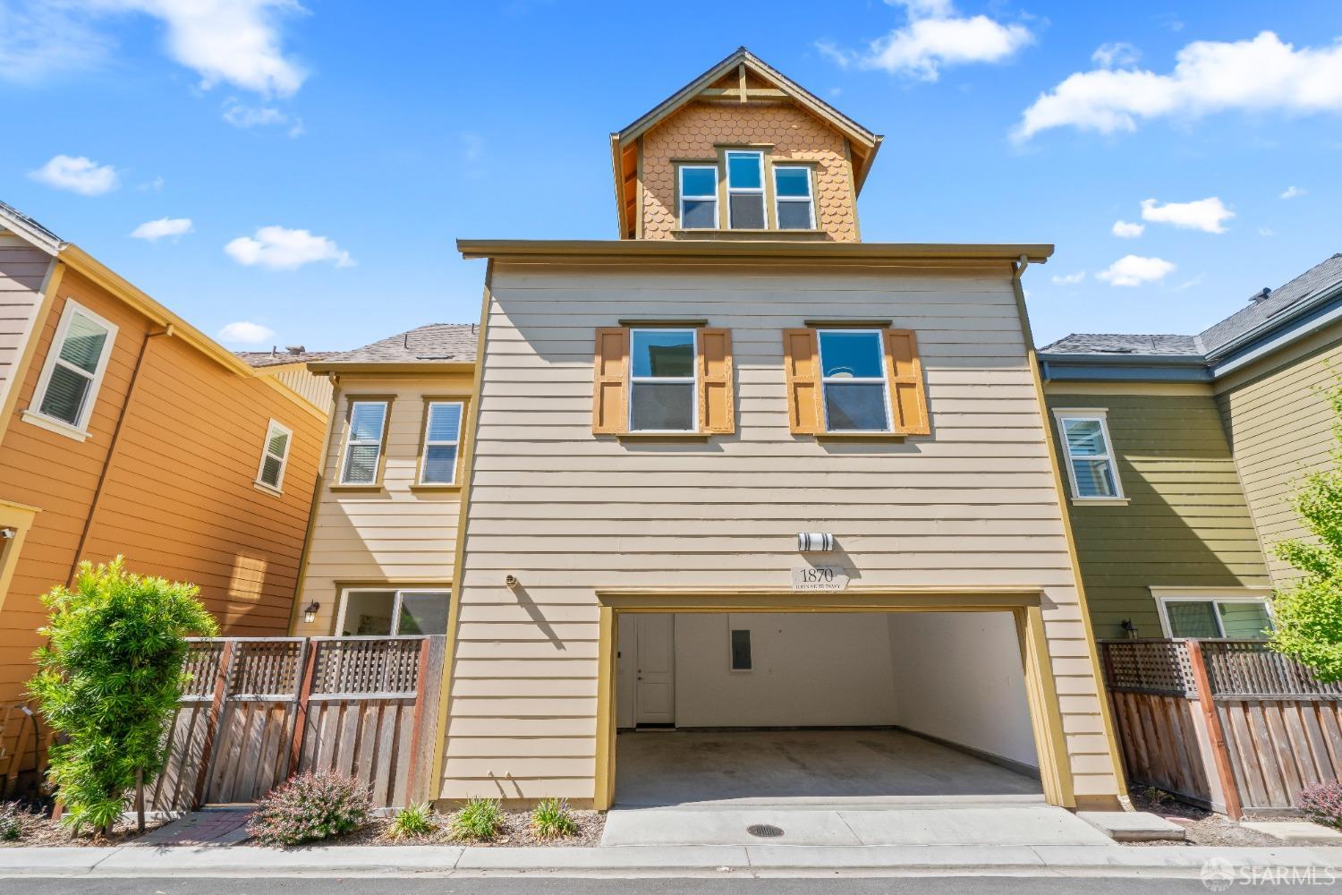 1870 John Muir Parkway