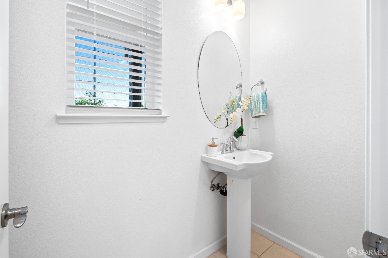 1870 John Muir Parkway