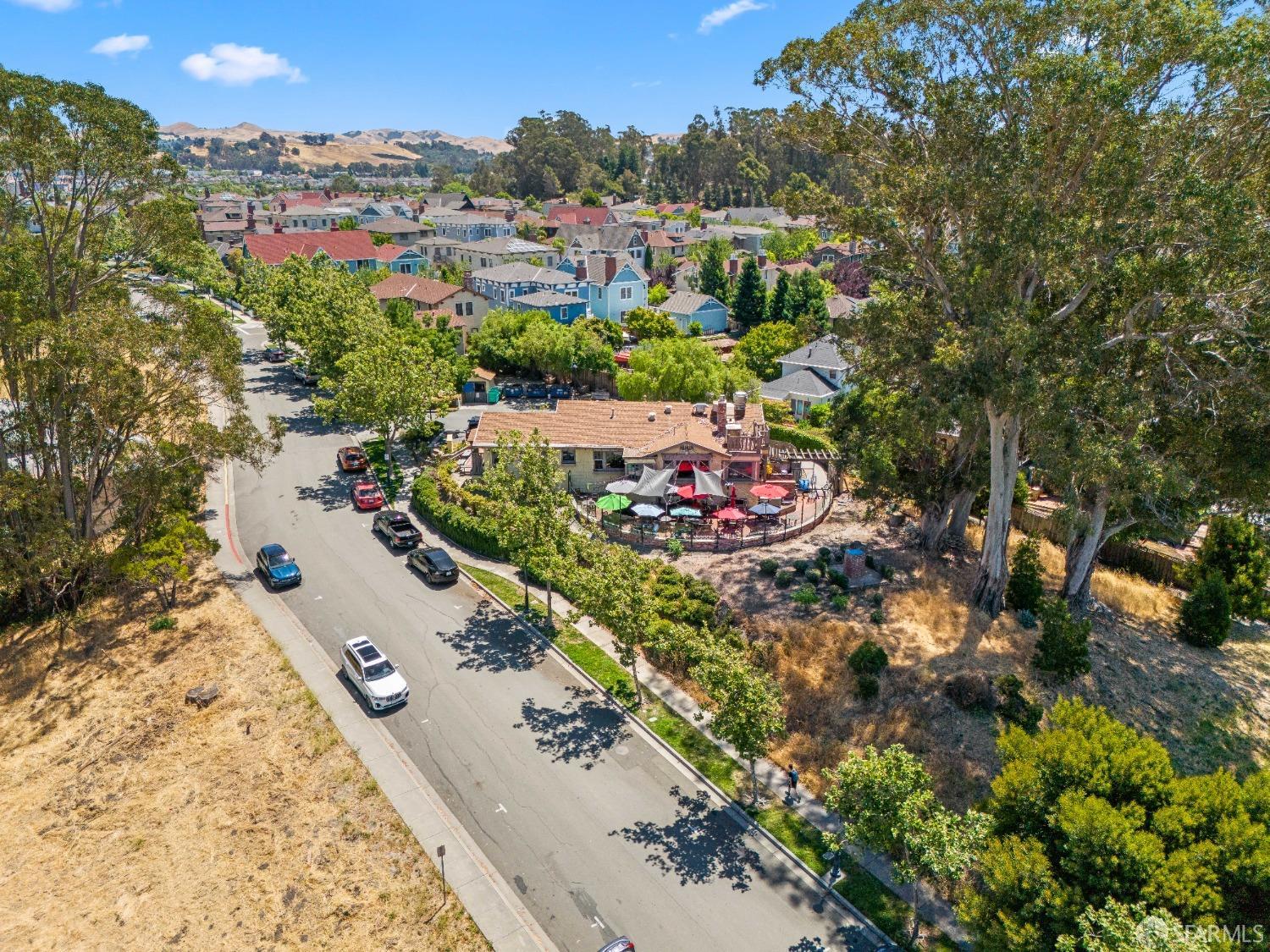 1870 John Muir Parkway