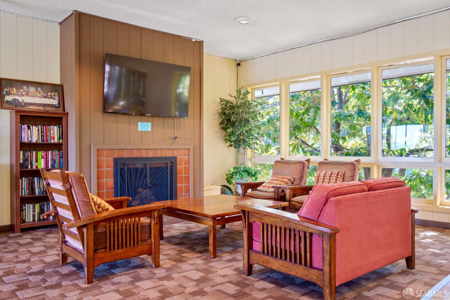 6102 Shelter Creek Lane