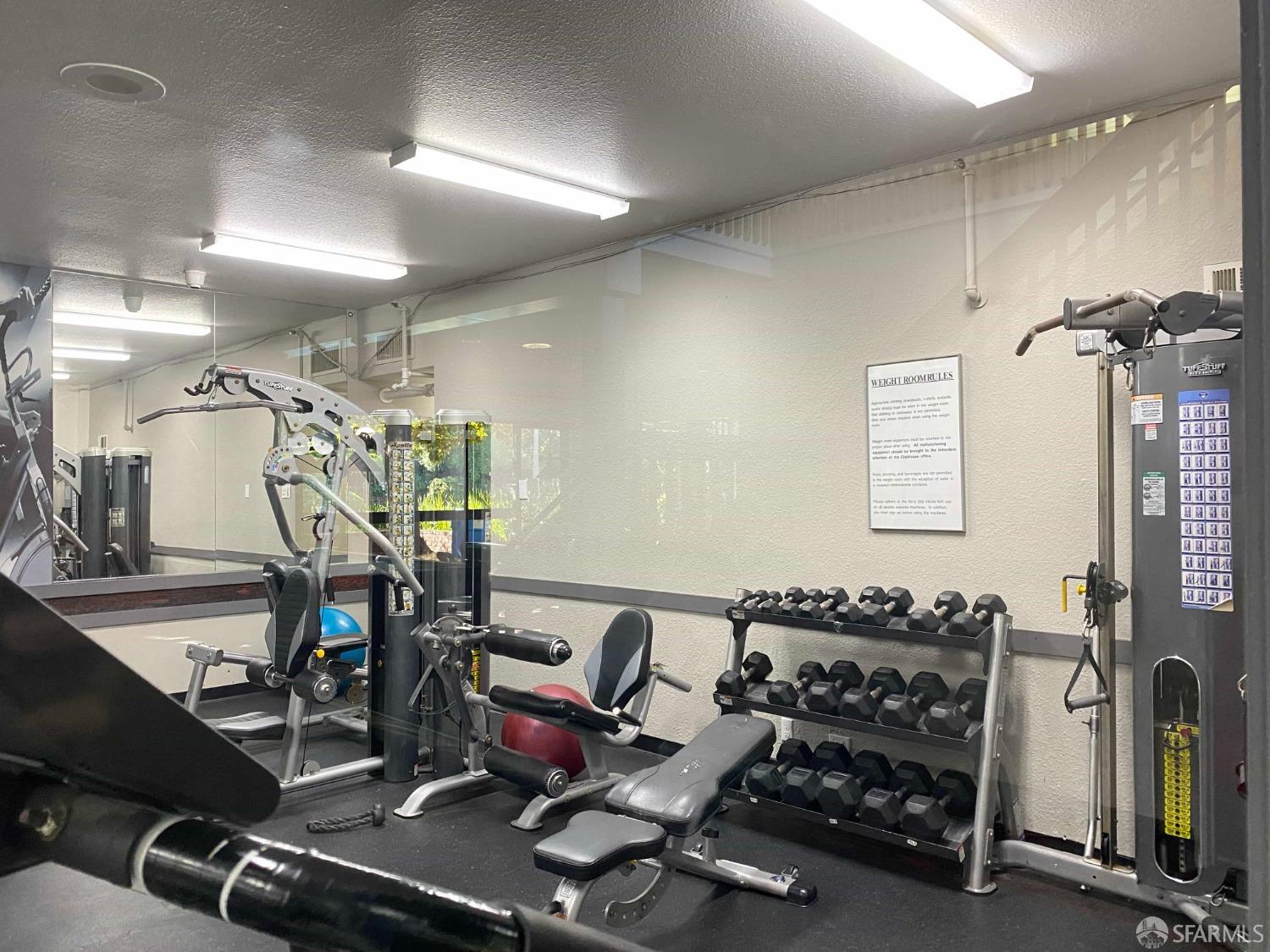 6102 Shelter Creek Lane