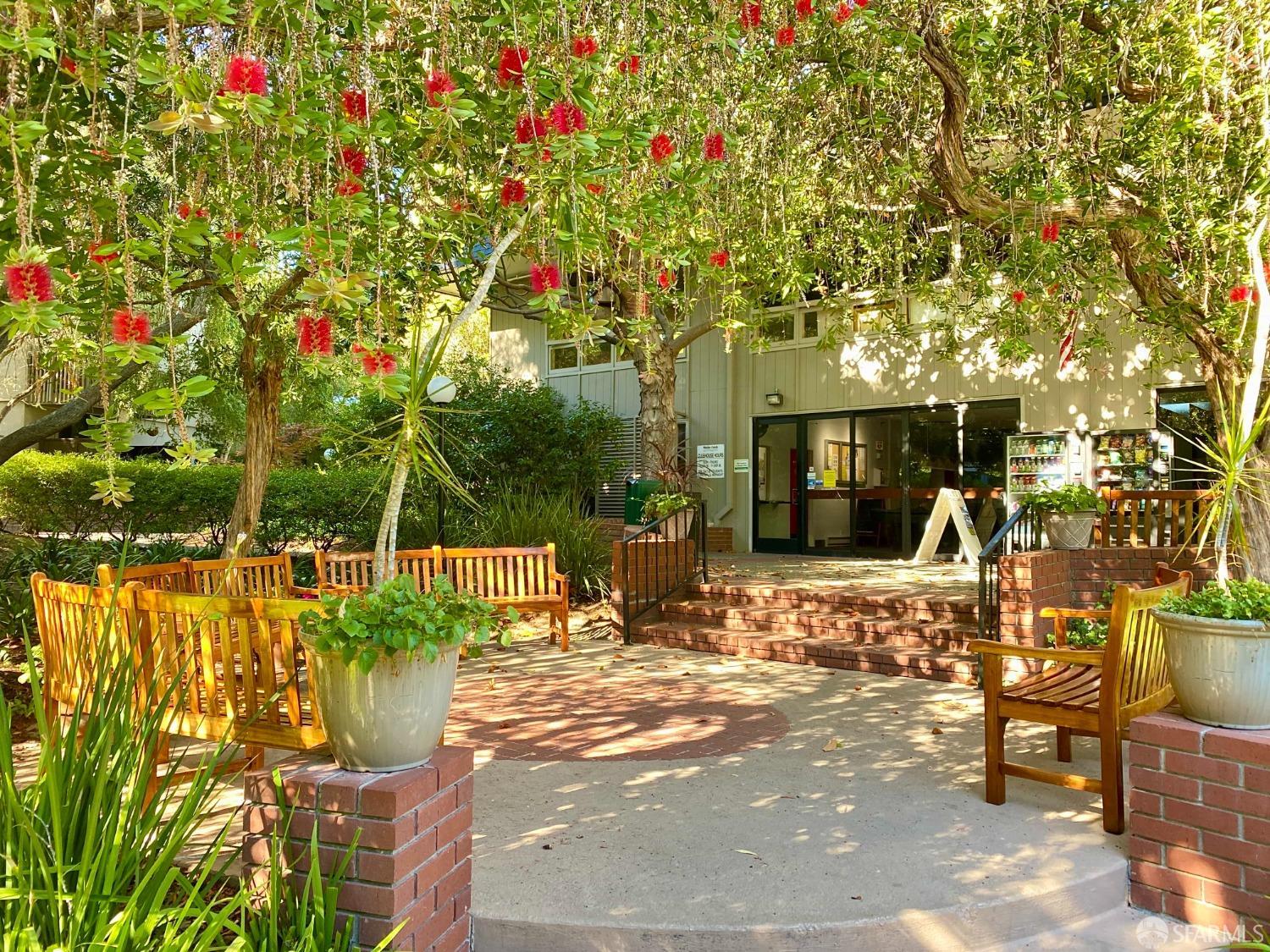 6102 Shelter Creek Lane