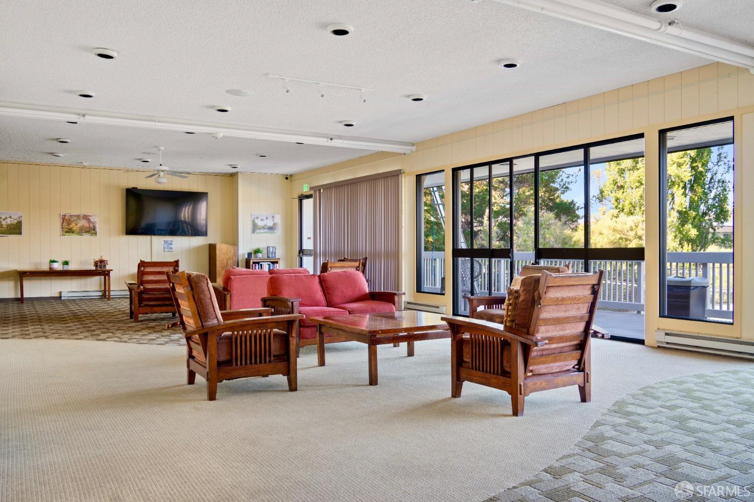 6102 Shelter Creek Lane